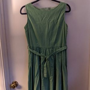 Lindy Bop - Pale green belted dress - L